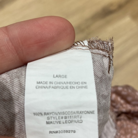 Thread & Supply Paperbag Waist Shorts - Picture 9 of 9